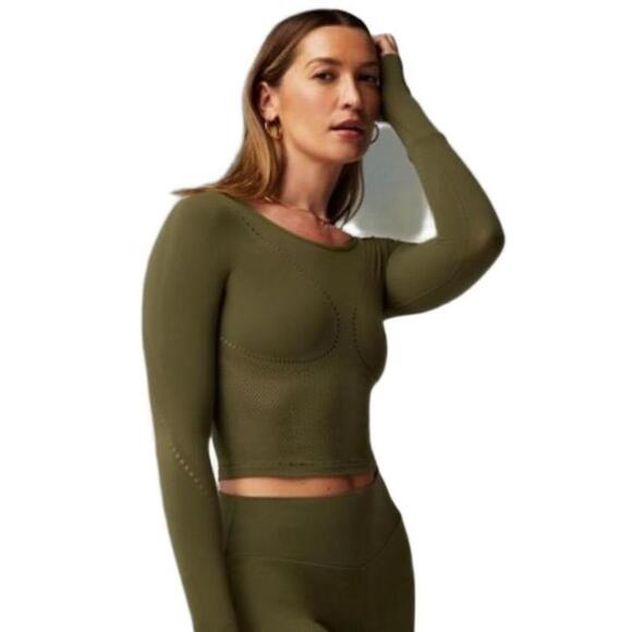 Fabletics Contour Olive Green Seamless Ribbed Pattern Long Sleeve Crop Top - Picture 1 of 6